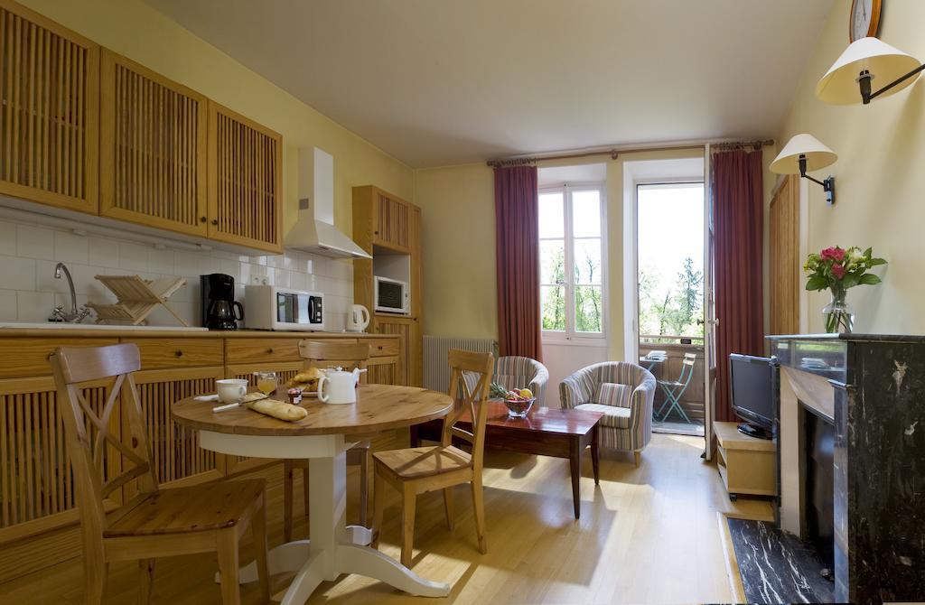 Maison Aux Iris Apartman Challes-les-Eaux Szoba fotó